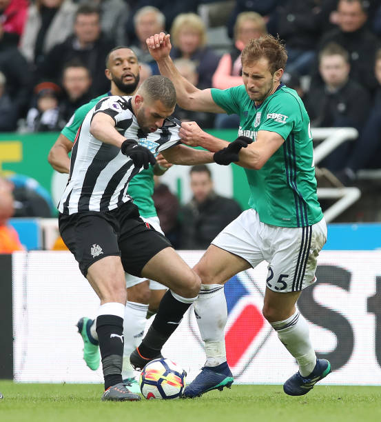 压到边线 压到边线